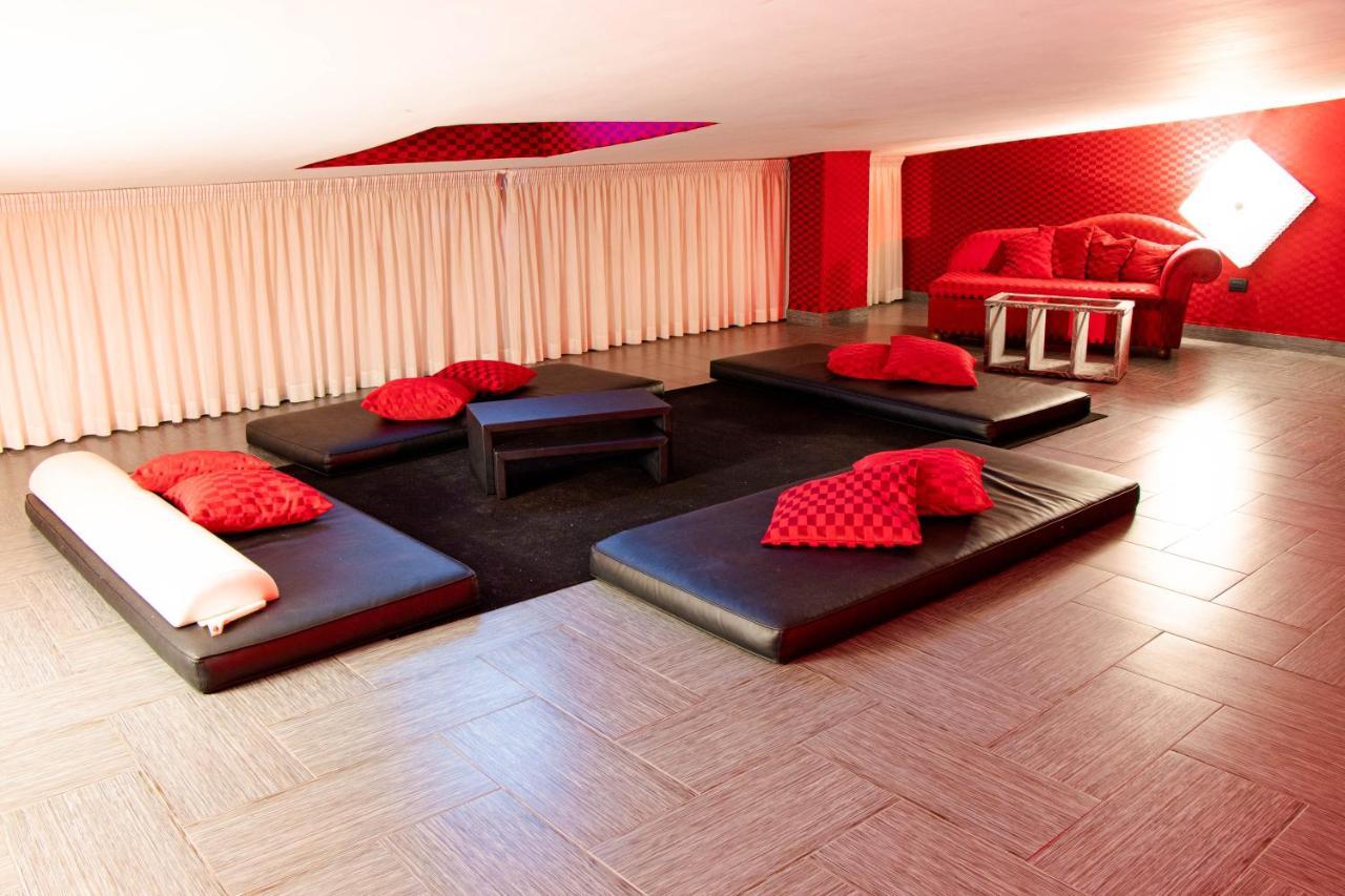 Hotel Masaniello Luxury Casoria Esterno foto