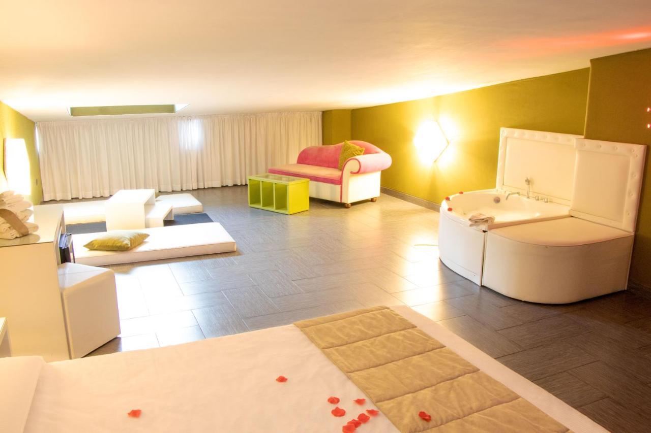 Hotel Masaniello Luxury Casoria Esterno foto