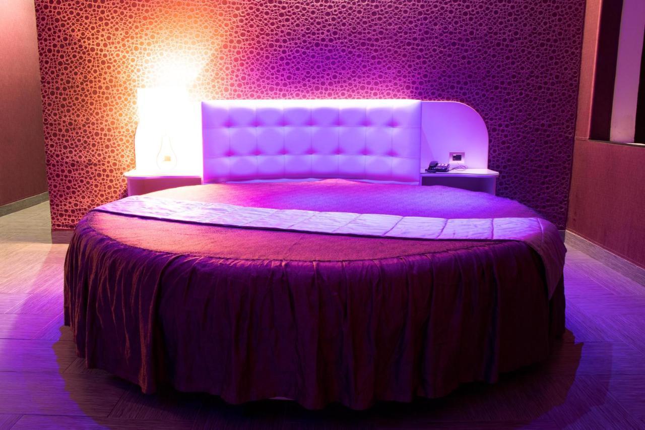 Hotel Masaniello Luxury Casoria Esterno foto